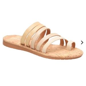 New in box Korks Shay Sandal in Natural/Cream/Off White Combo size 6
